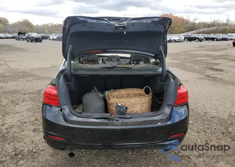 2017 BMW 320 Xi из США, поврежденный, VIN WBA8E5G33HNU45510